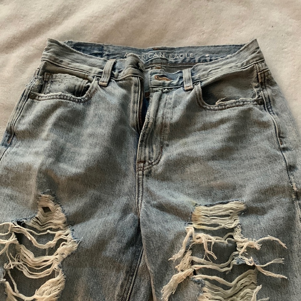 American eagle boyfriend style jeans, size 4